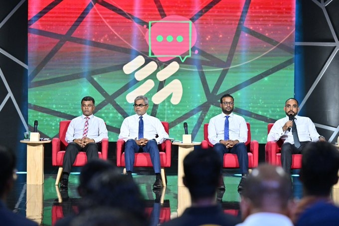 އޮގަސްޓް މަހުން ފެށިގެން ފަންނުވެރިންނަށް މާލީ އެހީތެރިކަން ފޯރުކޮށްދެނީ!