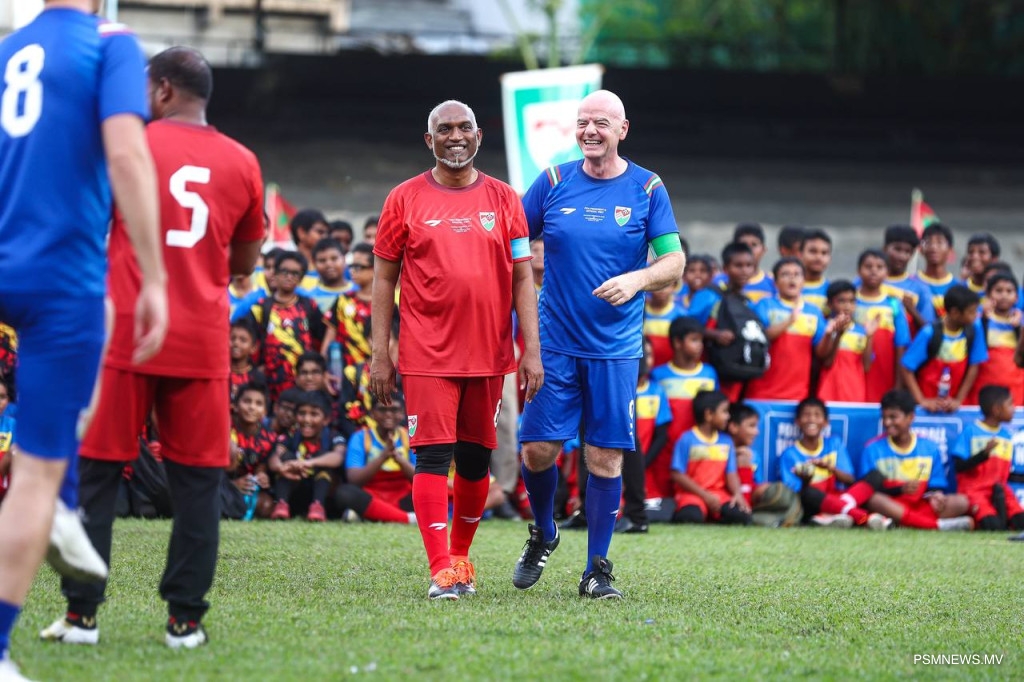 ވޯލްޑްކަޕްގައި ރައީސް ސަޕޯޓް ކުރައްވަނީ މެސީގެ އާޖެންޓީނާ އަށް
