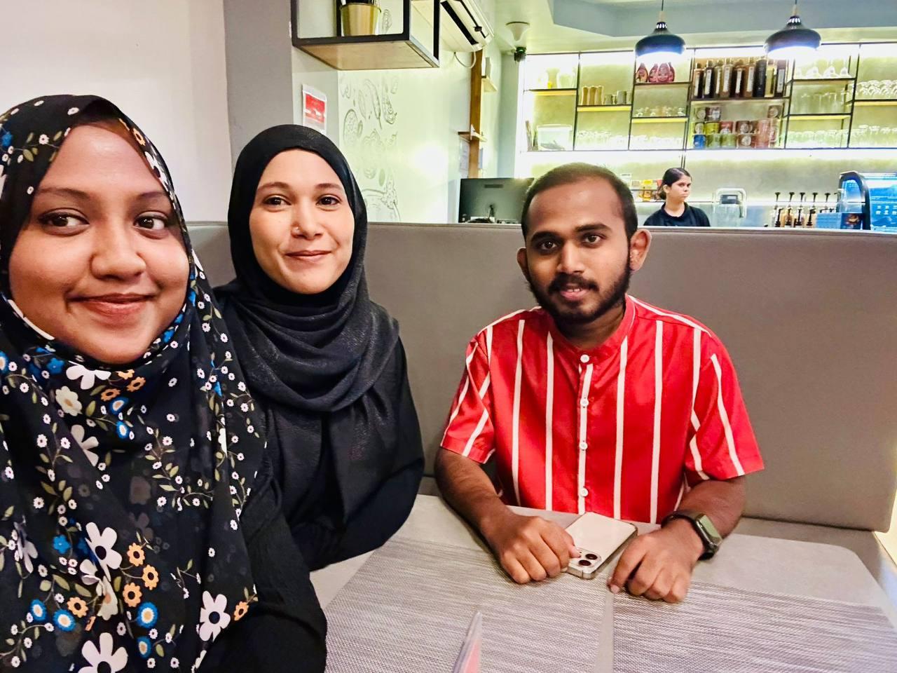 ރާއިފް، ޝިއުނާ އަދި މަލްޝާ އާއި ވަނީ ބައްދަލުކޮށް މާފަށް އެދިފައި