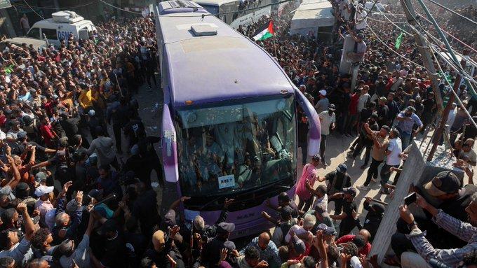 އިސްރާއީލުގެ ޖަލުތަކުގައި ތިބި ފަލަސްޠީނުގެ 2 ހާހެއްހާ ރަހީނުން މިނިވަންކޮށްފި