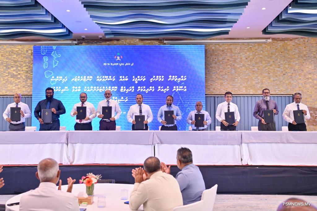 ކުރިން ބުނީ އަމިއްލަ ކުންފުނިތަކަށް މަޝްރޫޢުތައް ދޭށޭ!