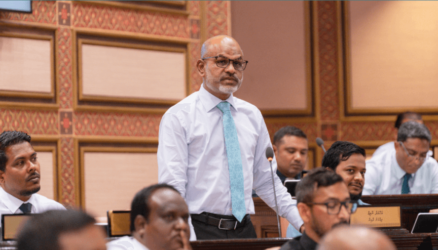މަޖިލީހުގެ ނައިބު ރައީސްކަމުން ނާޒިމް ވަކިކުރާ މައްސަލައިގެ ކޮމެޓީ ބައްދަލުވުން މިއަދު